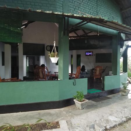 Udawalawe Wildlife & Nature Protection Bungalow Buitenkant foto